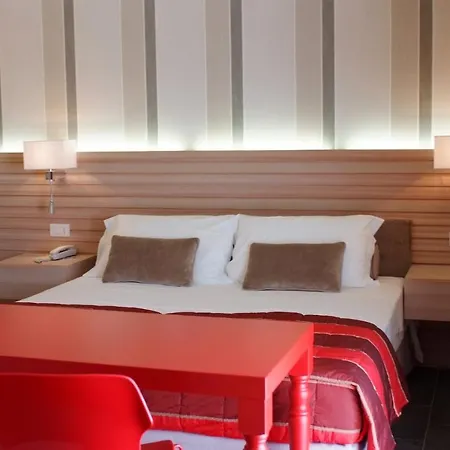 El Homs Palace Hotel 4*