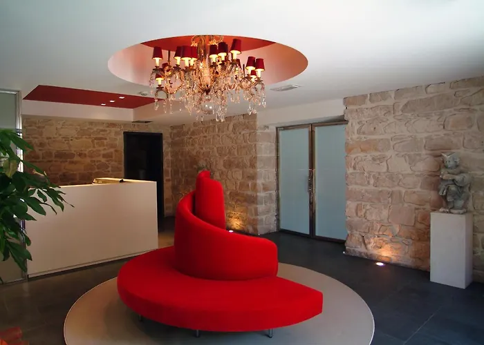 El Homs Palace
