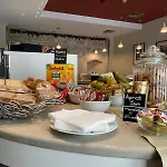 艾尔霍姆斯皇宫酒店 4*