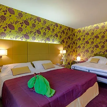 El Homs Palace Hotel