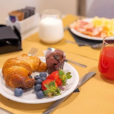 El Homs Palace Szálloda 4*