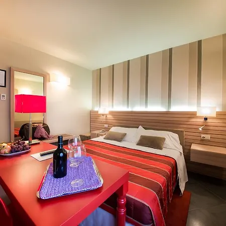 El Homs Palace Szálloda 4*